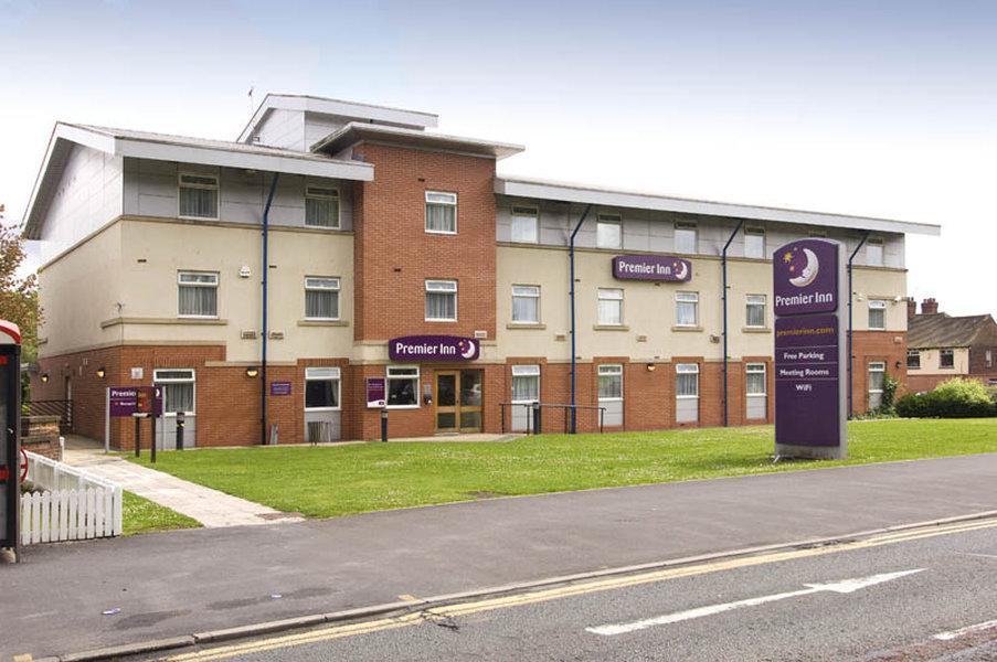 Premier Inn Manchester - Heaton Park Экстерьер фото